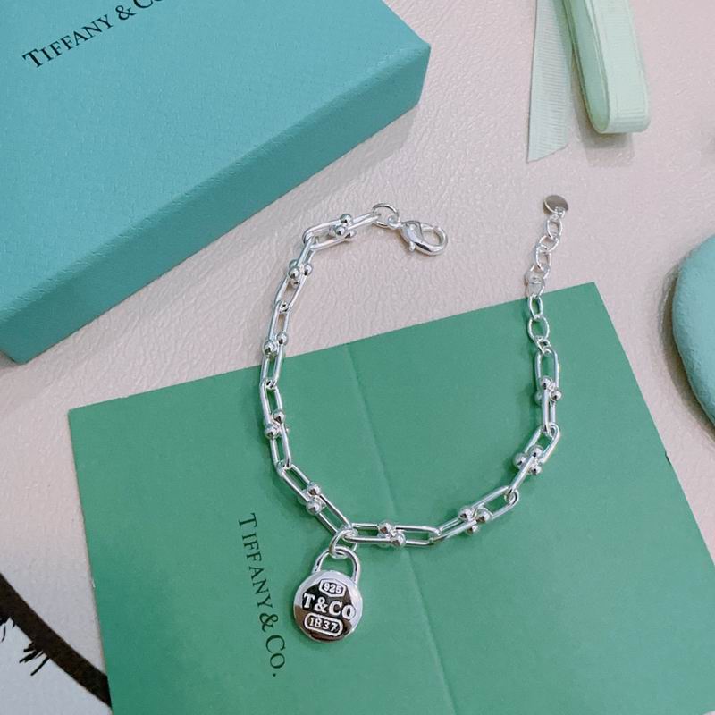 Tiffany bracelet 09yxx85 (2)