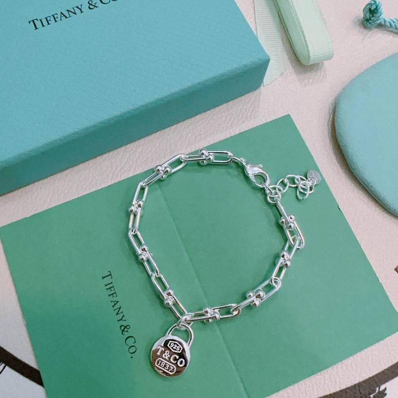 Tiffany bracelet 09yxx85 (6)