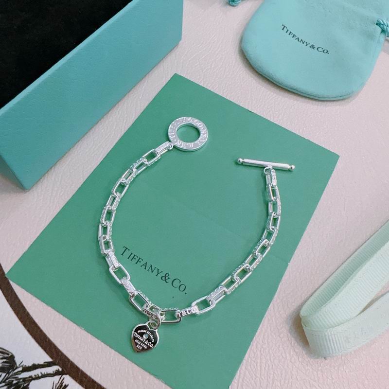 Tiffany bracelet 09yxx90 (5)