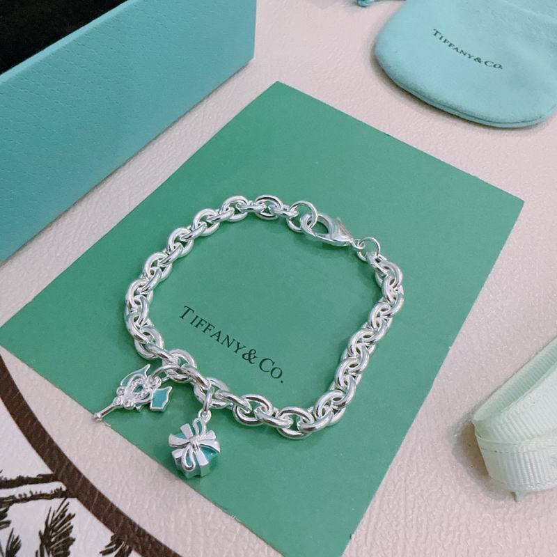 Tiffany bracelet 09yxx91 (2)