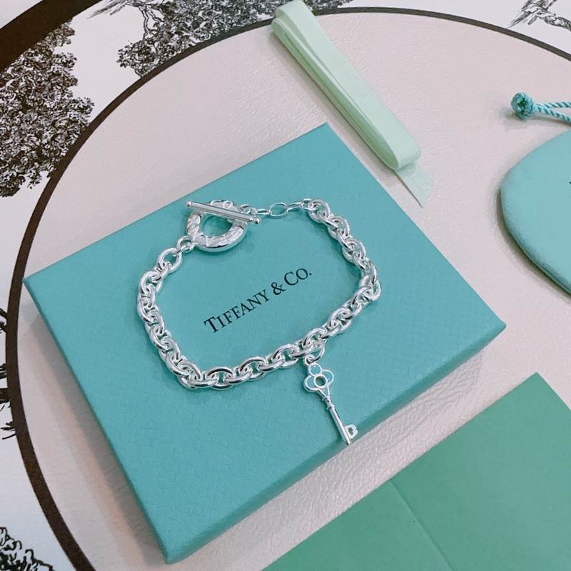 Tiffany bracelet 09yxx95 (2)