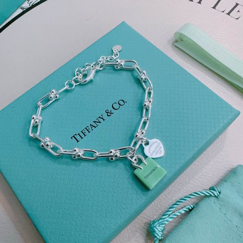 Tiffany bracelet 09yxx98 (1)
