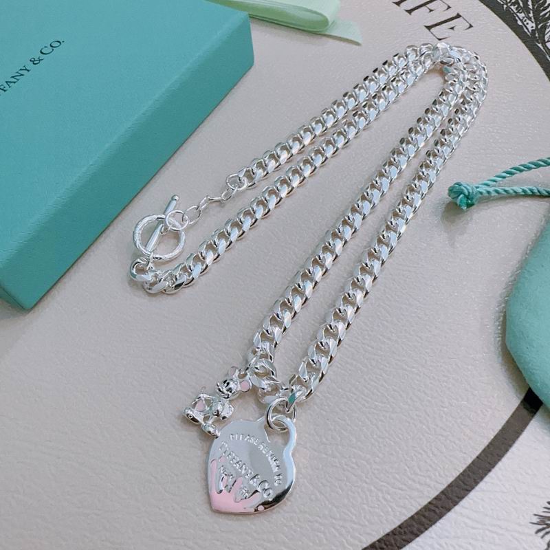 Tiffany necklace 09yxx01 (3)