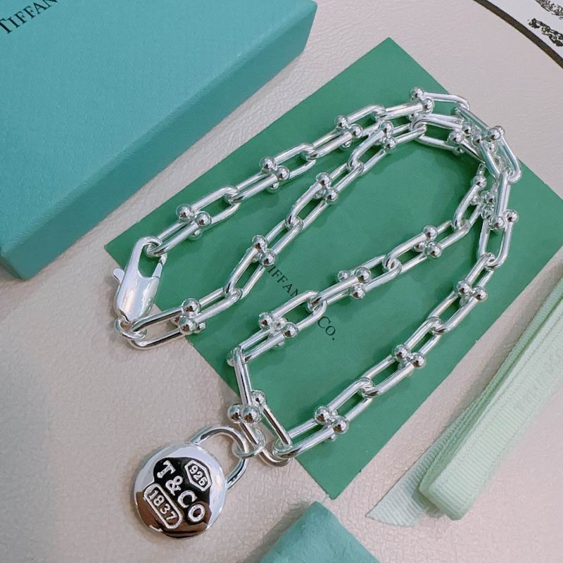 Tiffany necklace 09yxx65 (1)