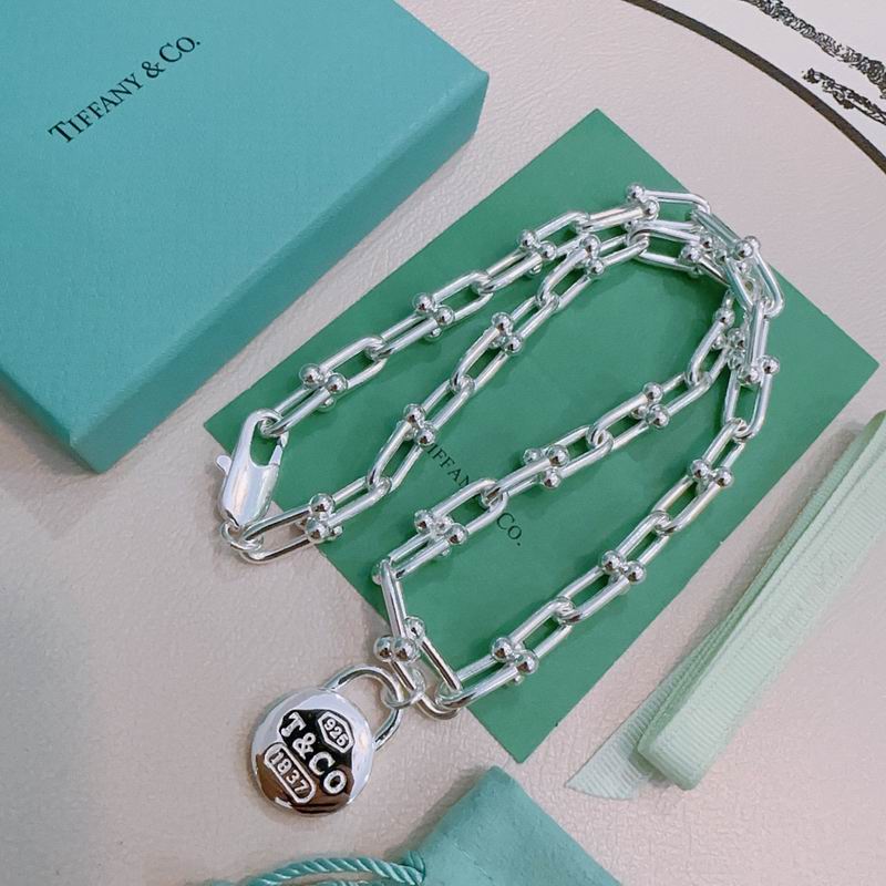 Tiffany necklace 09yxx65 (6)