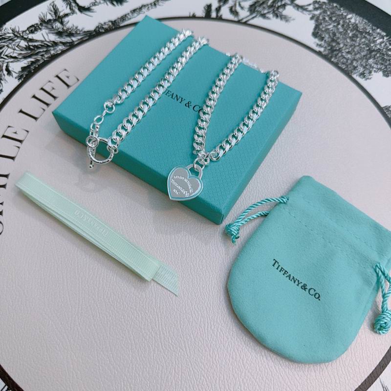 Tiffany necklace 09yxx73 (2)
