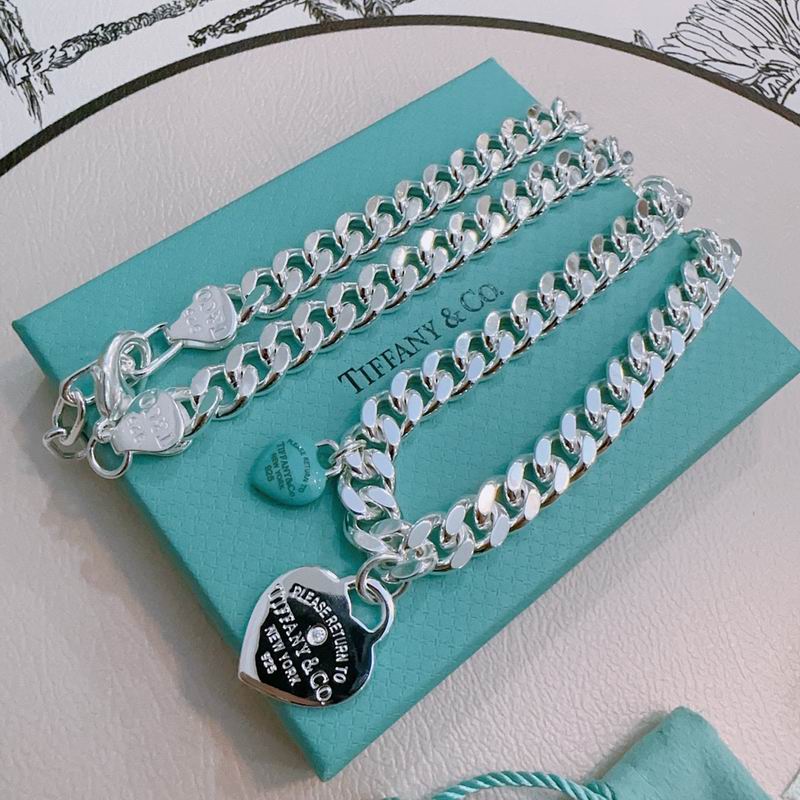 Tiffany necklace 10yxx88 (2)