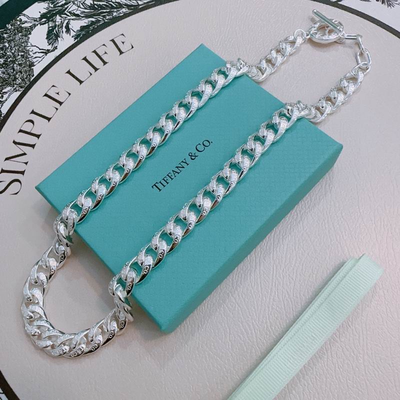 Tiffany necklace 10yxx89 (1)
