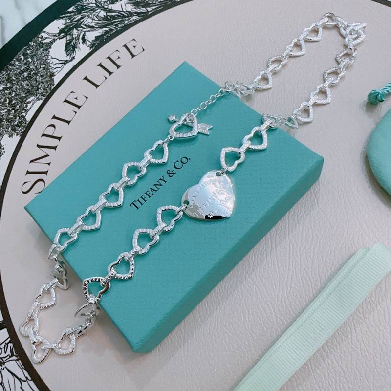 Tiffany necklace 10yxx90 (2)