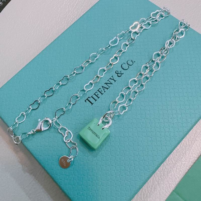 Tiffany necklace 10yxx97 (1)