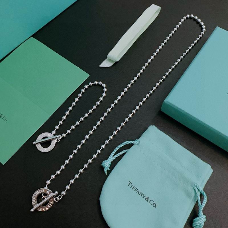 Tiffany suits 09yxx02 (1)