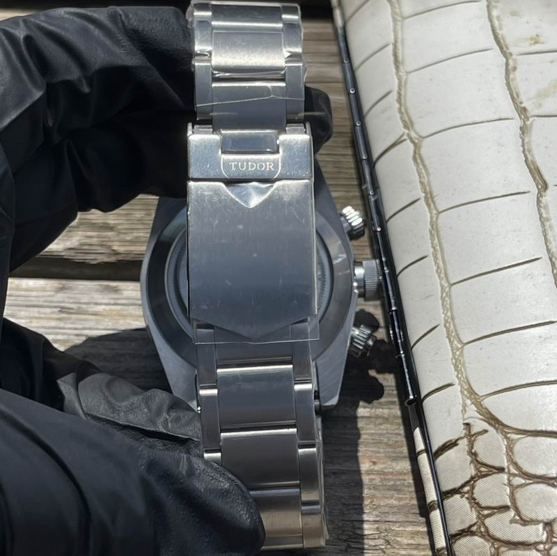 Tudor 42mm 28 (12)