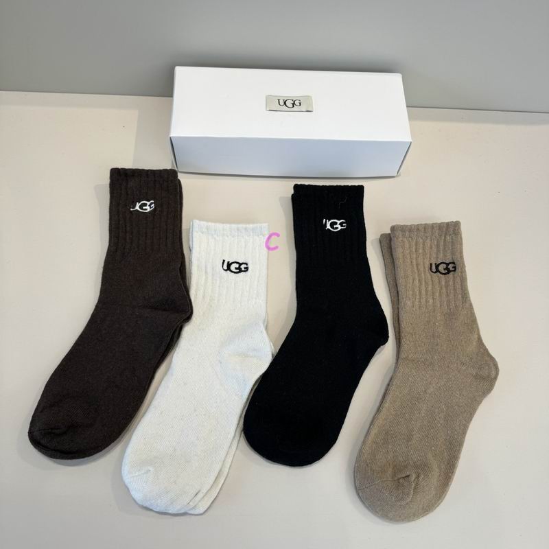 UGG Socks (487)