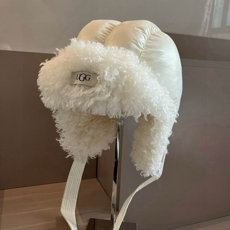 UGG hat (211)