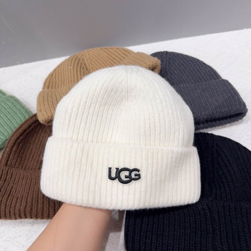 UGG hat (2193)