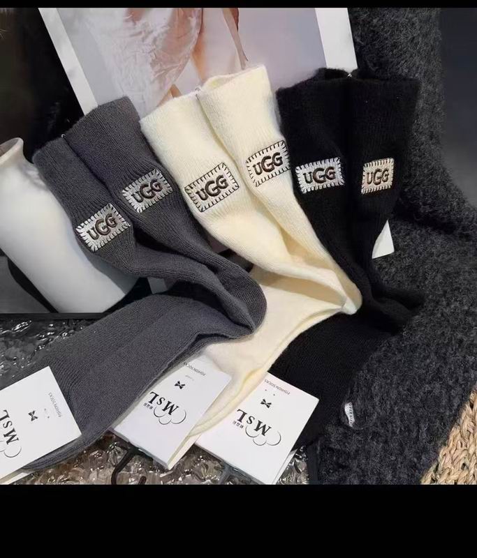 UGG socks (13)