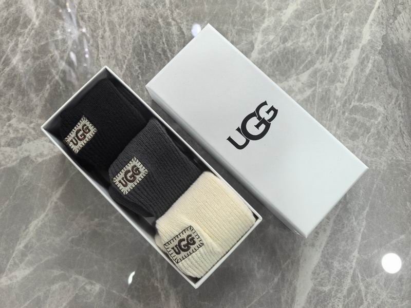 UGG socks (15)