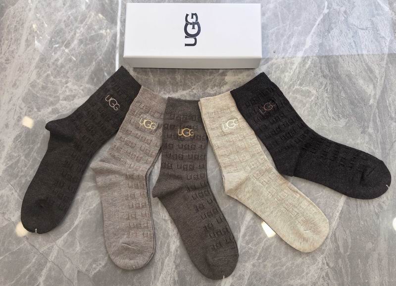 UGG socks (24)