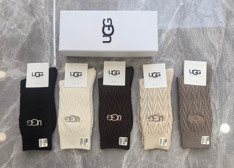 UGG socks (25)