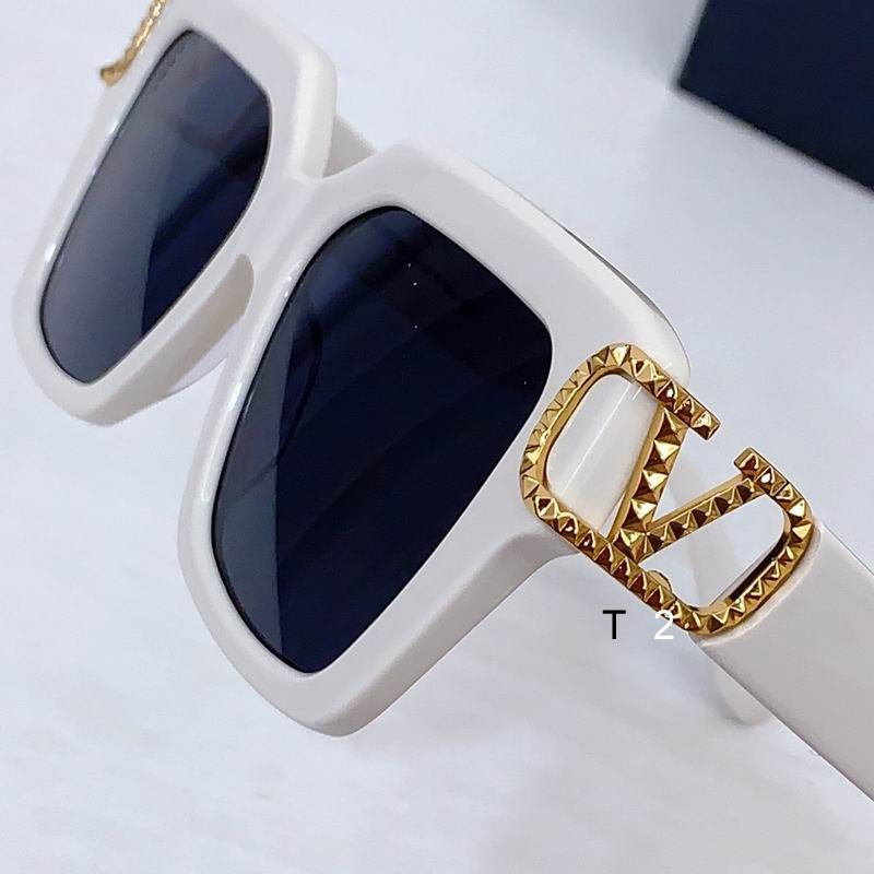 VALENTINO 107A 55 17-145 b05