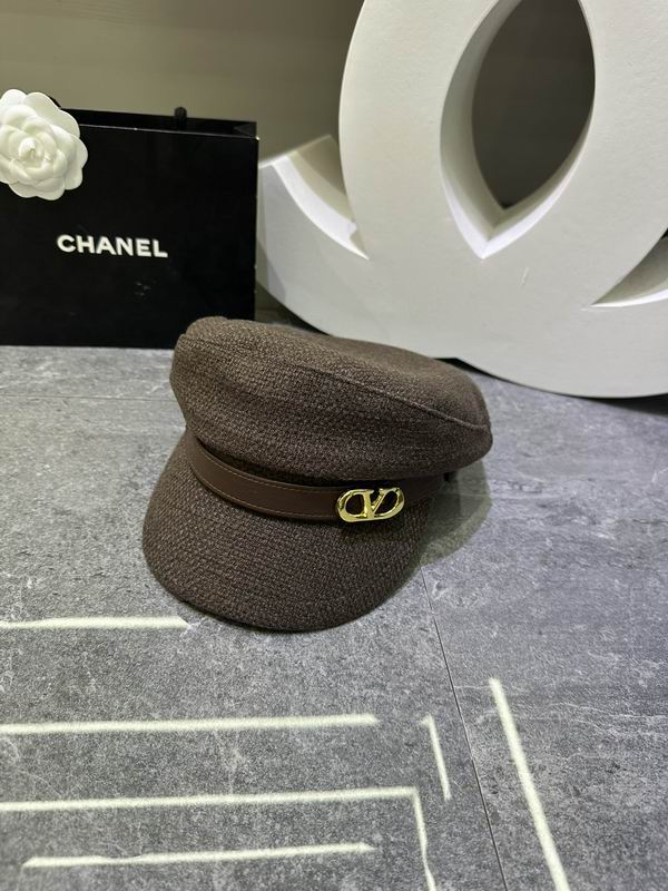 Valentino Cap dx (155)
