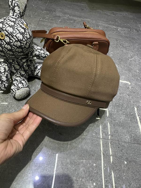 Valentino Cap dx (238)