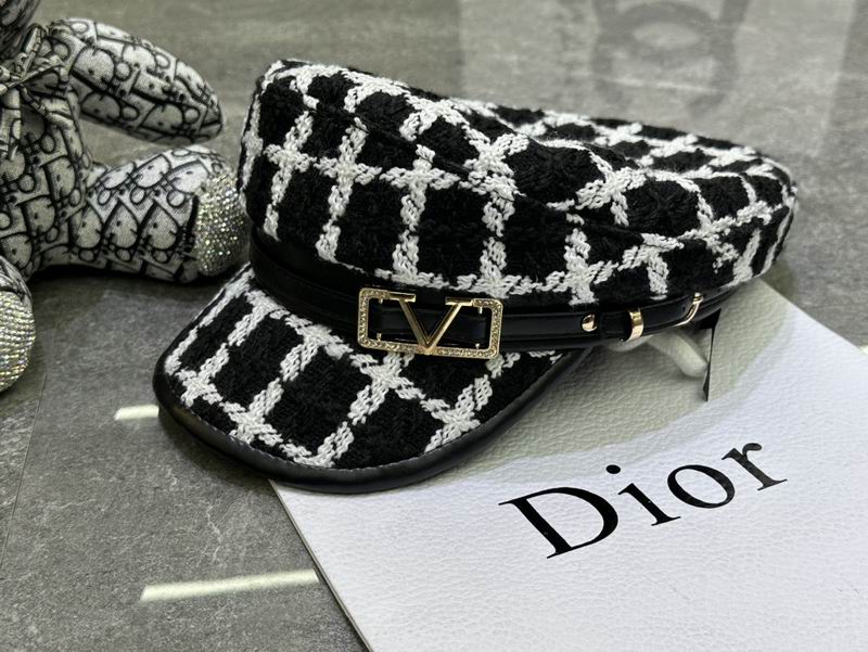 Valentino Cap dx (29)