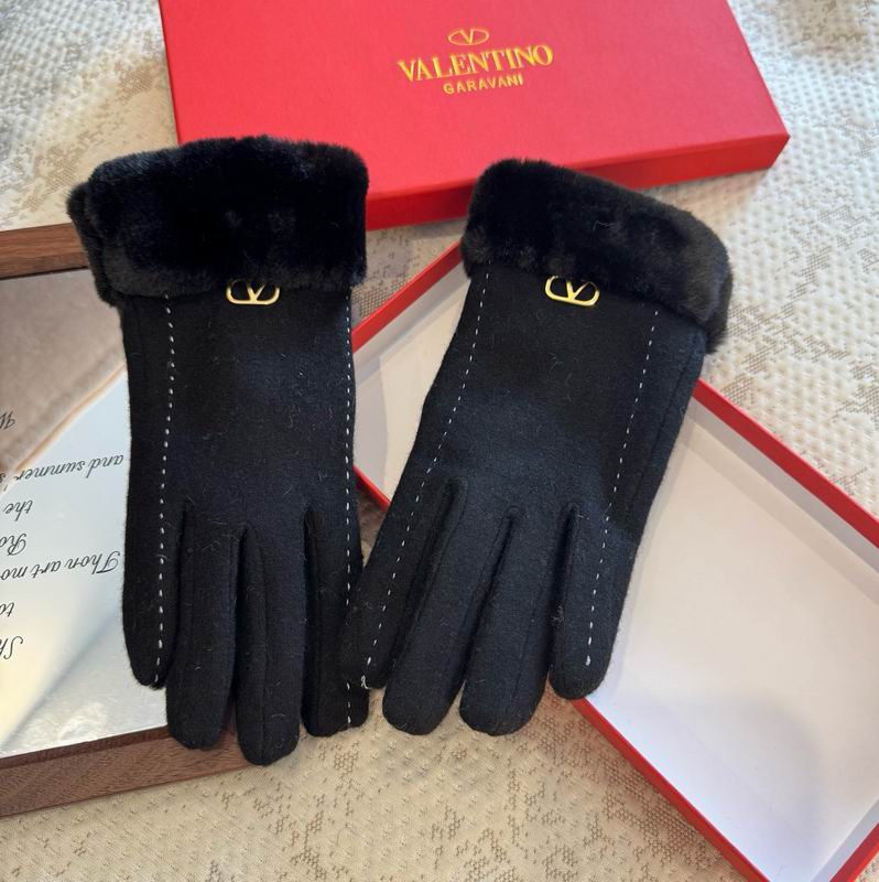 Valentino Gloves 19 (18)
