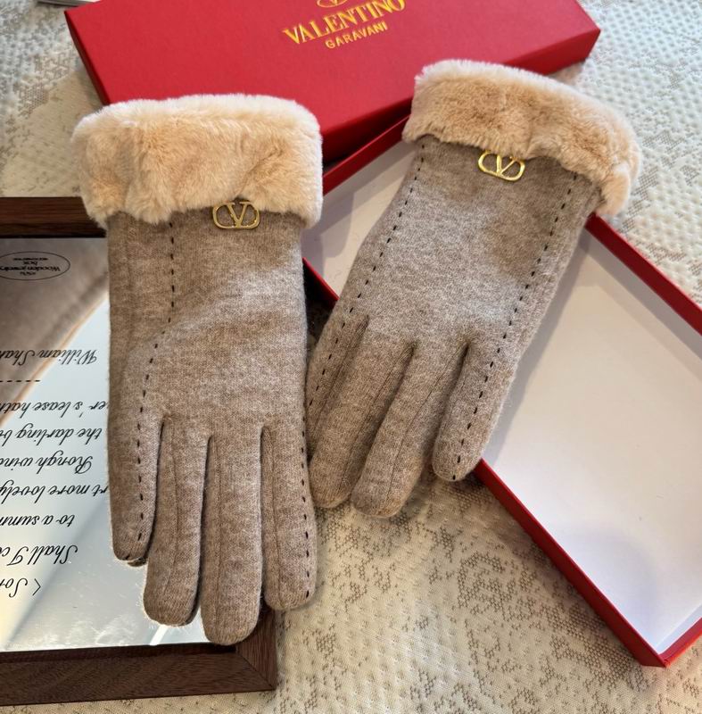 Valentino Gloves 19 (30)