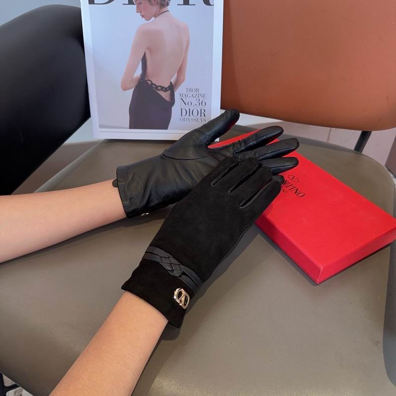 Valentino Gloves M L 57 (9)