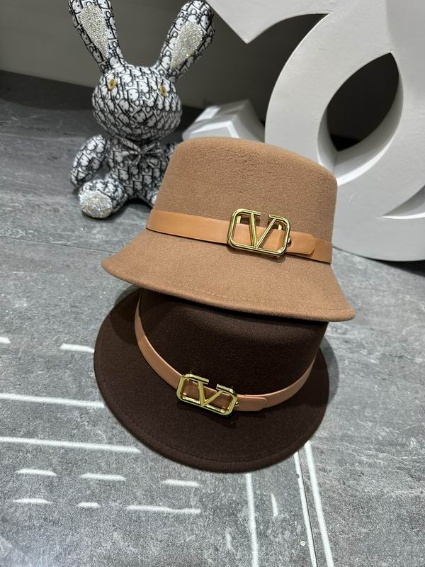 Valentino Top Hat dx (1)