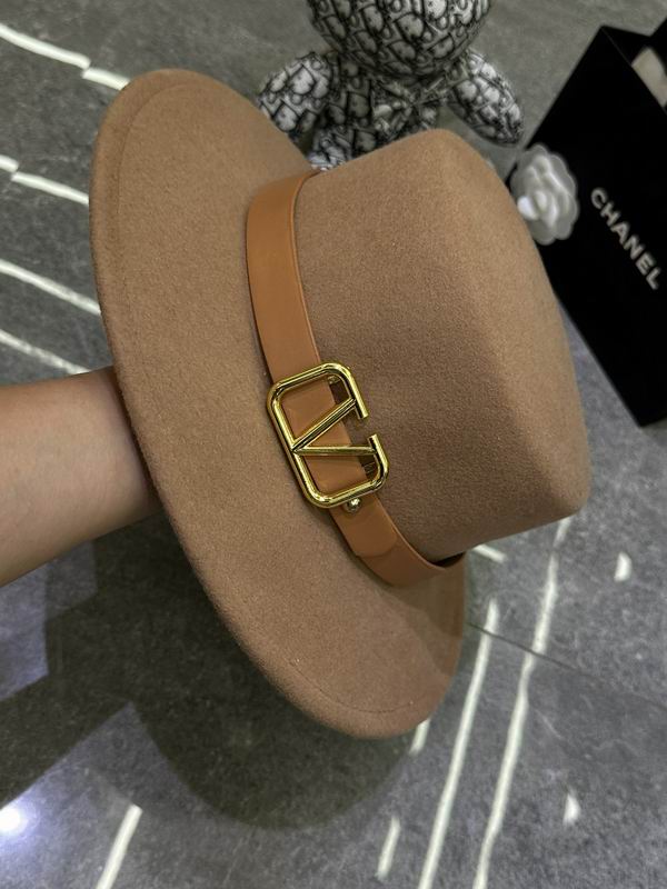 Valentino Top Hat dx (199)