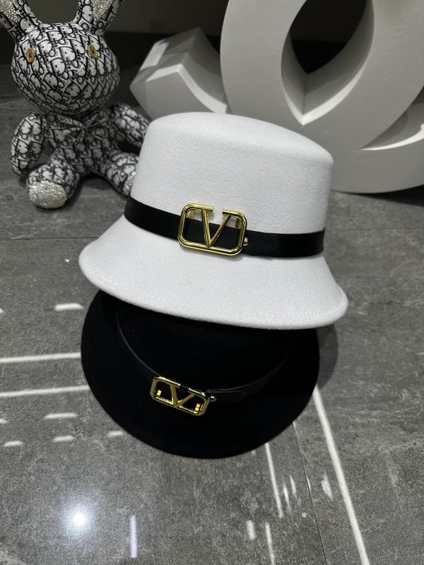 Valentino Top Hat dx (2)
