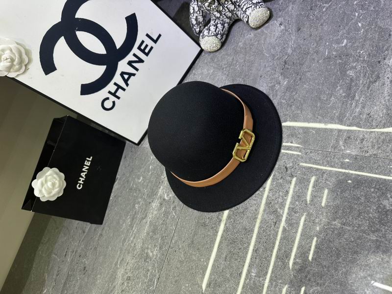 Valentino Top Hat dx (485)