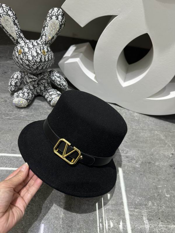 Valentino Top Hat dx (8)