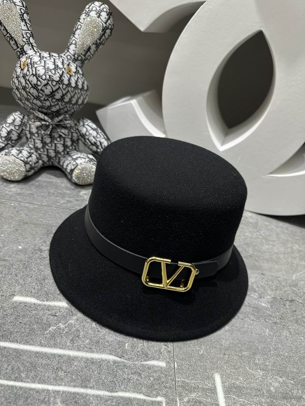 Valentino Top Hat dx (9)