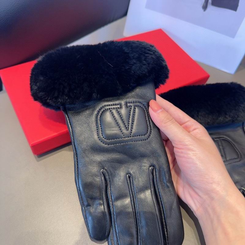 Valentino gloves 37 (1)