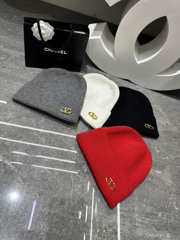 Valentino hat dx (364)