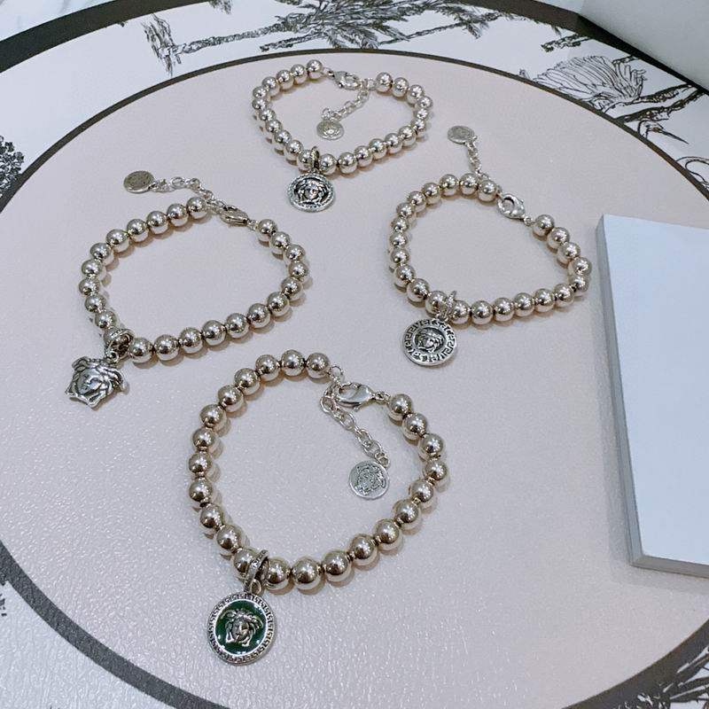Versace bracelet lyx317 (1)