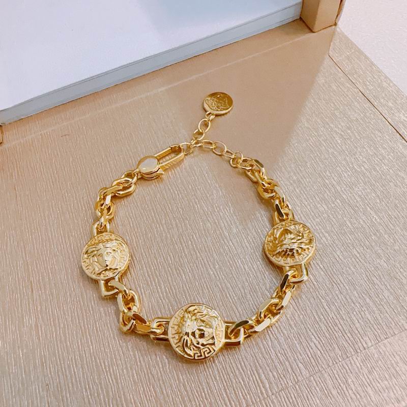 Versace bracelet lyx321 (4)