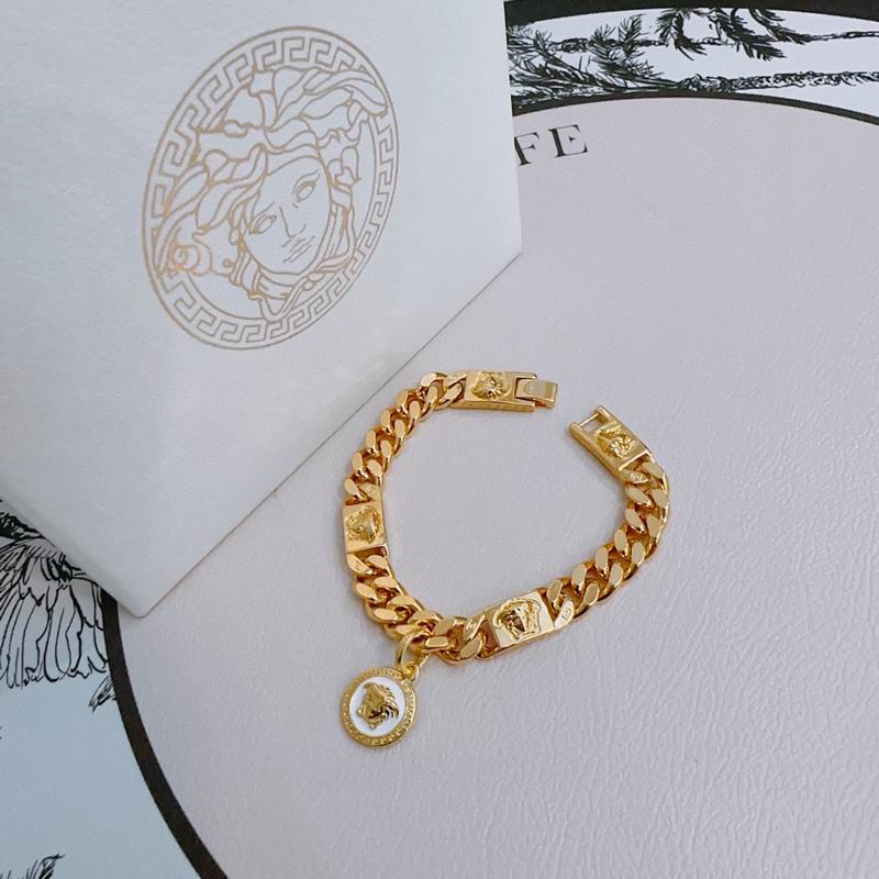 Versace bracelet lyx322 (4)