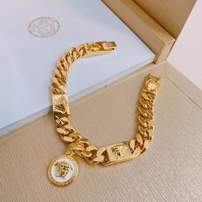 Versace bracelet lyx322 (5)