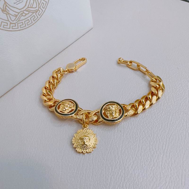 Versace bracelet lyx323 (1)