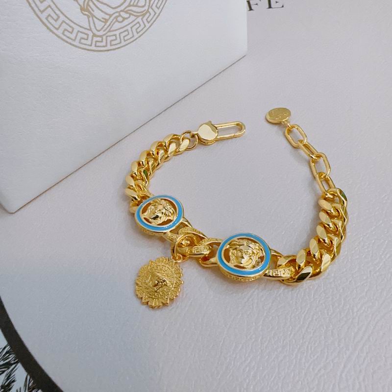 Versace bracelet lyx323 (12)