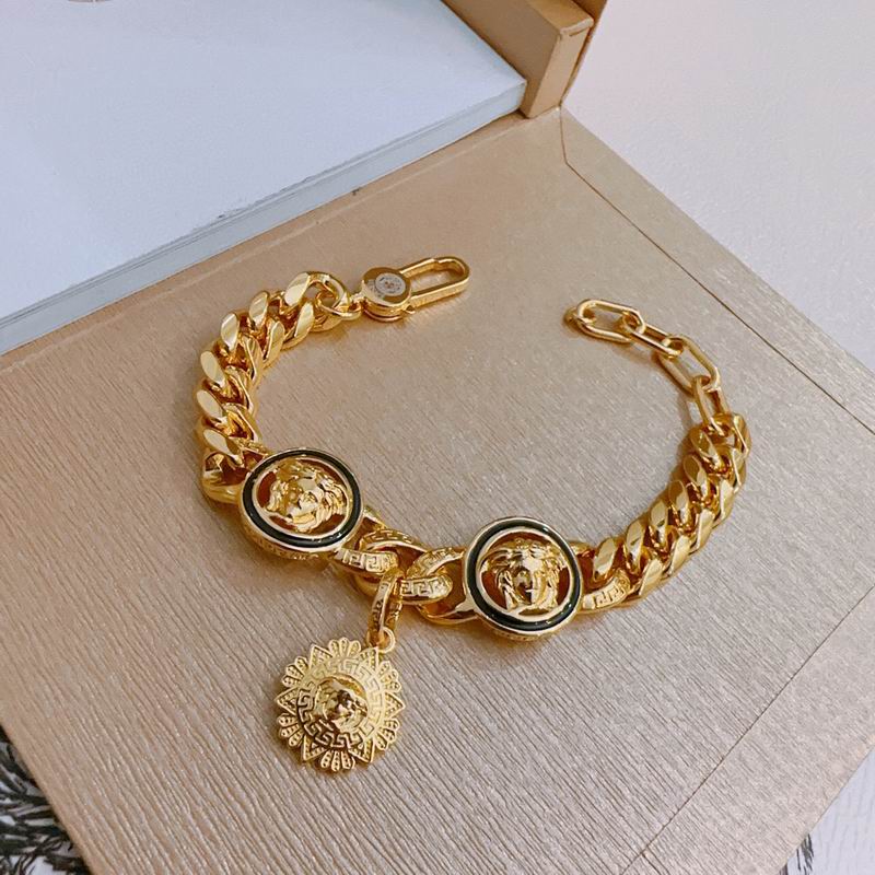Versace bracelet lyx323 (3)