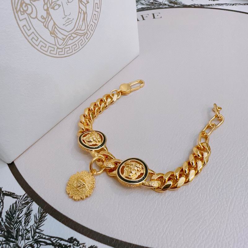 Versace bracelet lyx323 (5)
