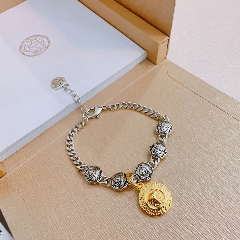 Versace bracelet lyx327 (2)