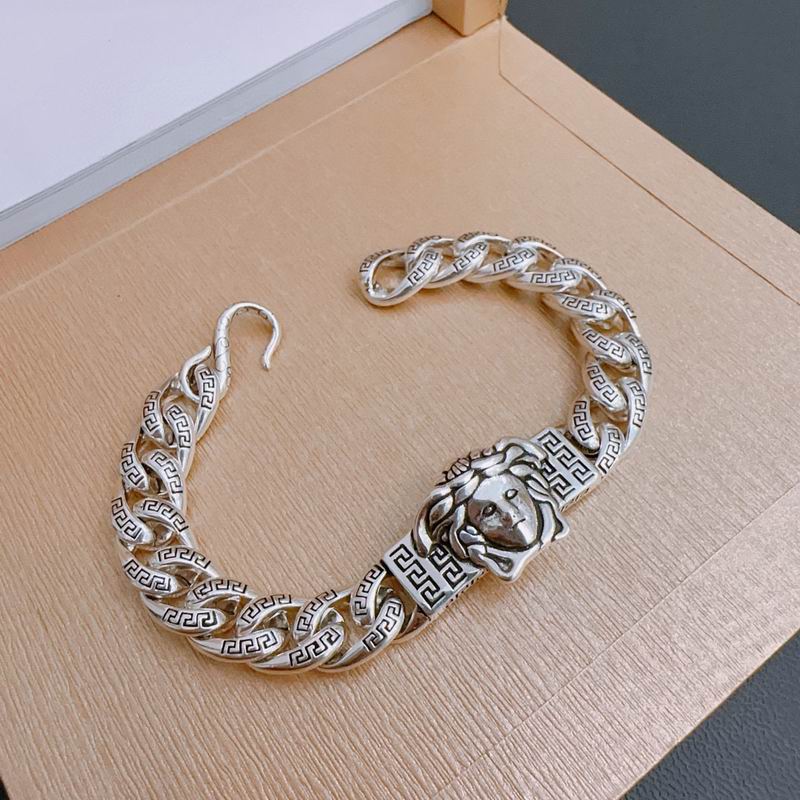 Versace bracelet lyx328 (8)