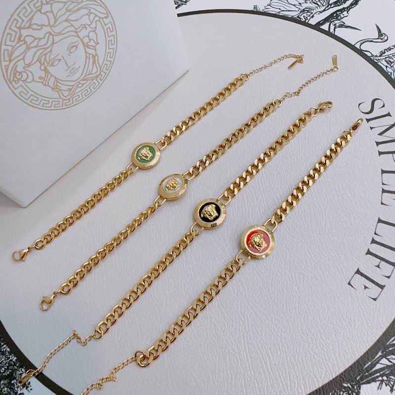 Versace bracelet lyx334 (1)