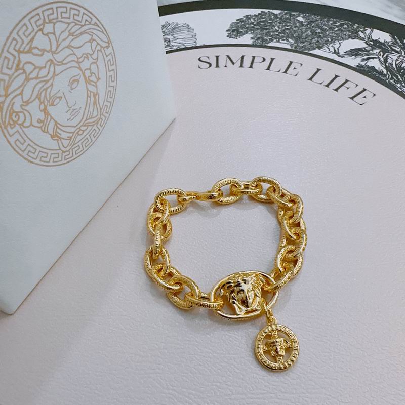 Versace bracelet lyx339 (2)